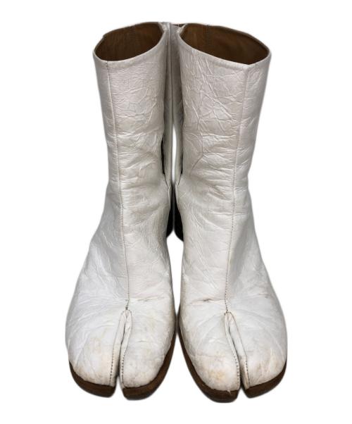 Maison Margiela（メゾンマルジェラ）Maison Margiela (メゾンマルジェラ) シワ加工コルゲートヒール足袋ブーツ ホワイト サイズ:42の古着・服飾アイテム