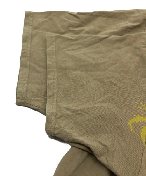 stussy（ステューシー）stussy (ステューシー) WES PALMS TEE PIGMENT DYED ベージュ サイズ:SIZE Mの古着・服飾アイテム