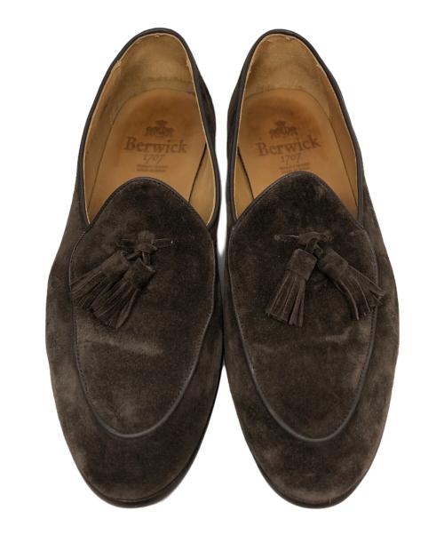berwick（バーウィック）berwick (バーウィック) タッセルローファー | スエード ブラウン サイズ:42の古着・服飾アイテム