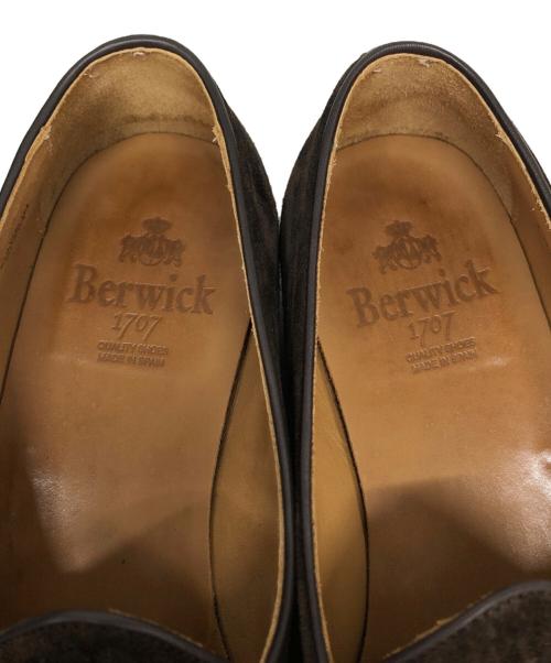 berwick（バーウィック）berwick (バーウィック) タッセルローファー | スエード ブラウン サイズ:42の古着・服飾アイテム
