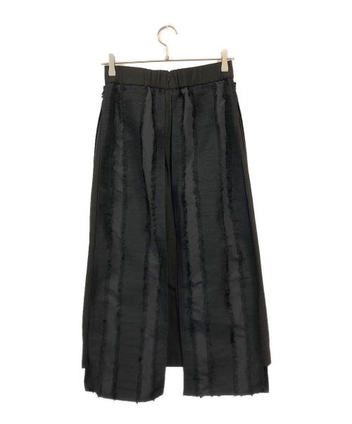 ADORE（アドーア）ADORE (アドーア) フリンジストライプジャガードスカート ブラック サイズ:SIZE 36の古着・服飾アイテム