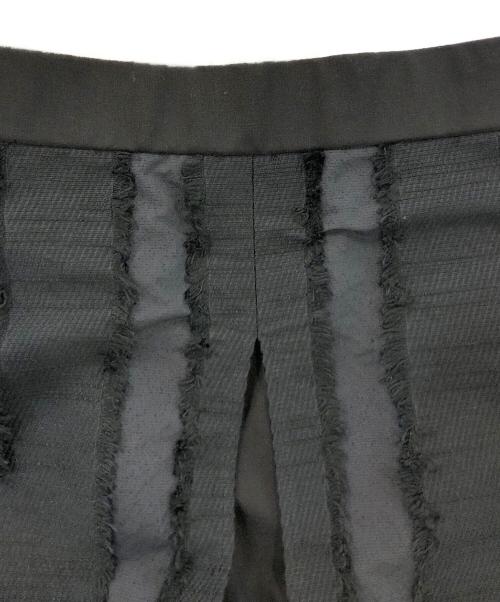 ADORE（アドーア）ADORE (アドーア) フリンジストライプジャガードスカート ブラック サイズ:SIZE 36の古着・服飾アイテム