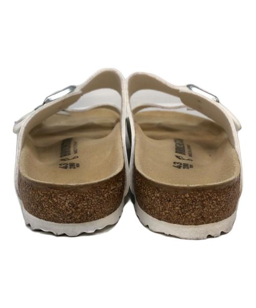 BIRKENSTOCK（ビルケンシュトック）BIRKENSTOCK (ビルケンシュトック) レザーサンダル ホワイト サイズ:SIZE 28cmの古着・服飾アイテム