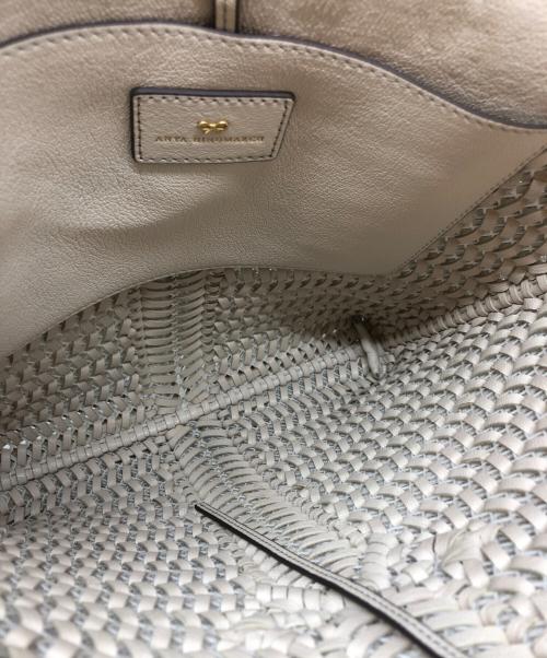 ANYA HINDMARCH（アニヤ・ハインドマーチ）ANYA HINDMARCH (アニヤハインドマーチ) The Neeson2WAYトートバッグ アイボリーの古着・服飾アイテム