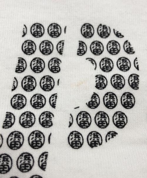 SAPEur（サプール）SAPEur (サプール) MASATOSHI HAMADA (マサトシ ハマダ) 印鑑LOGO S/S TEE ホワイト サイズ:SIZE Mの古着・服飾アイテム