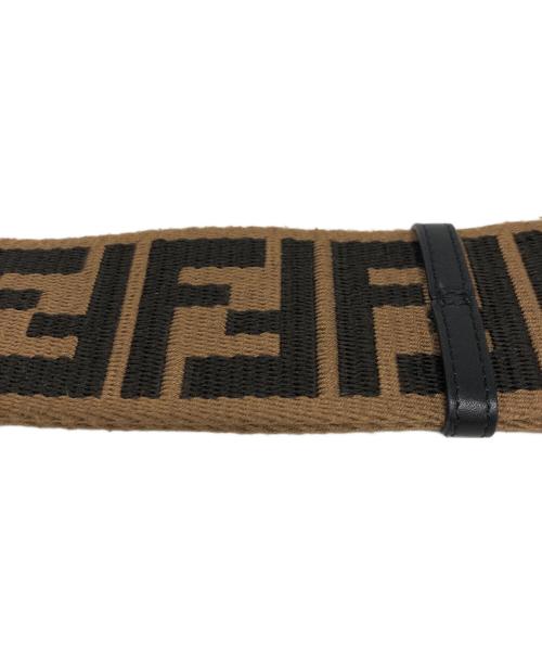 FENDI（フェンディ）FENDI (フェンディ) ズッカ柄ストラップユー ブラウン×ブラックの古着・服飾アイテム