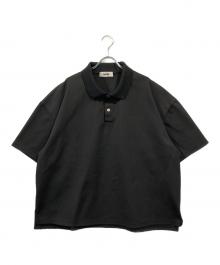 CARORIE（カロリイ）の古着「ポンチ襟付きポロ半袖」｜ブラック
