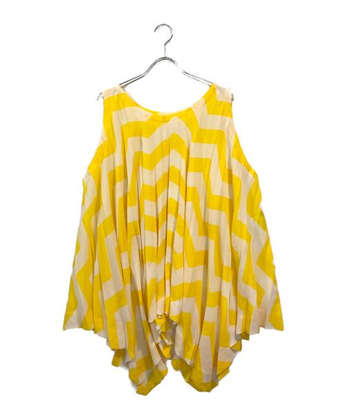 ISSEY MIYAKE（イッセイミヤケ）ISSEY MIYAKE (イッセイミヤケ) 総柄ノースリーブカットソー ホワイト×イエロー サイズ:SIZE 2の古着・服飾アイテム