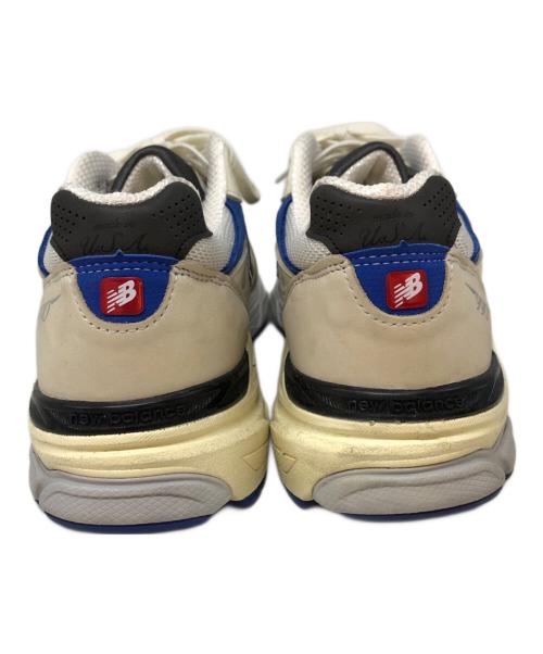 NEW BALANCE（ニューバランス）NEW BALANCE (ニューバランス) U990WB3 ホワイト×ブルー サイズ:28.5の古着・服飾アイテム