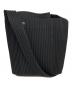 HOMME PLISSE ISSEY MIYAKE（オム プリッセ イッセイ ミヤケ）の古着「utility bag」｜ブラック