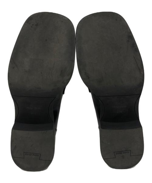 MIU MIU（ミュウミュウ）MIU MIU (ミュウミュウ) スクエアトゥローファー ブラック サイズ:SIZE 37 1/2の古着・服飾アイテム