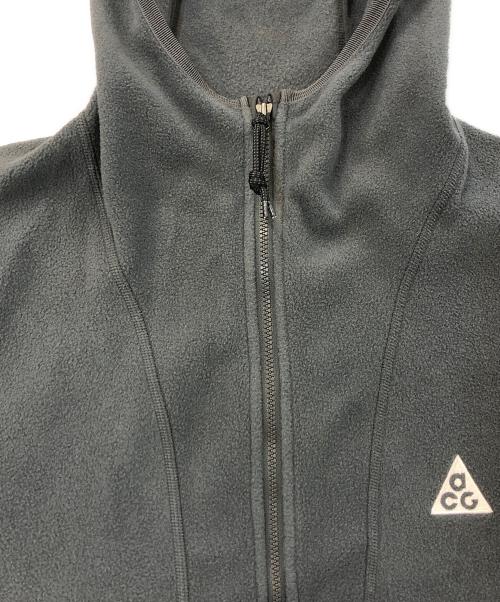 NIKE ACG（ナイキエーシージー）NIKE ACG (ナイキエージーシー) ウルフツリーフリースジャケット グレー サイズ:Lの古着・服飾アイテム