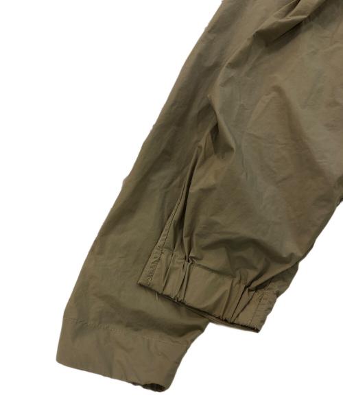 THREE DOTS（スリードッツ）THREE DOTS (スリードッツ) Unisex dry stretch typewriter parka ベージュ サイズ:SIZE 34の古着・服飾アイテム