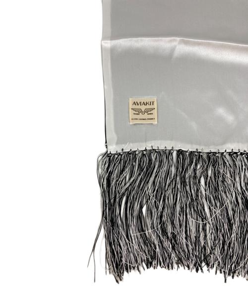 Lewis Leathers（ルイスレザース）Lewis Leathers (ルイスレザース) ダブルフェイスフリンジシルクストール ブラック×ホワイトの古着・服飾アイテム