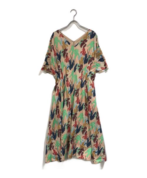 PAUL SMITH（ポールスミス）Paul Smith (ポールスミス) 総柄フレアワンピース ベージュ サイズ:SIZE 44Lの古着・服飾アイテム
