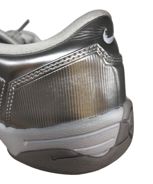 NIKE（ナイキ）NIKE (ナイキ) ウィメンズトータル 90 シルバー サイズ:SIZE 26.5cmの古着・服飾アイテム