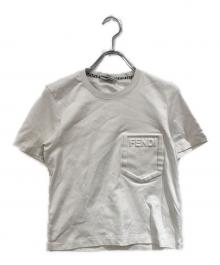 FENDI（フェンディ）の古着「ロゴエンボス クロップドTシャツ」｜ホワイト