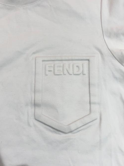 FENDI（フェンディ）FENDI (フェンディ) ロゴエンボス クロップドTシャツ ホワイト サイズ:SIZE XXSの古着・服飾アイテム