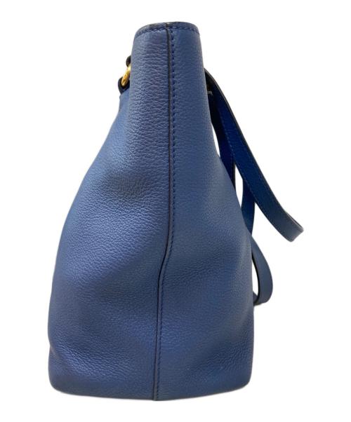 PRADA（プラダ）PRADA (プラダ) ヴィッテロダイノエンボスロゴトートバッグ ネイビーの古着・服飾アイテム