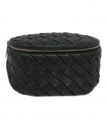 BOTTEGA VENETA（ボッテガベネタ）の古着「スモールベルトバッグ」｜ブラック