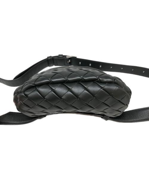 BOTTEGA VENETA（ボッテガベネタ）BOTTEGA VENETA (ボッテガベネタ) スモールベルトバッグ ブラックの古着・服飾アイテム