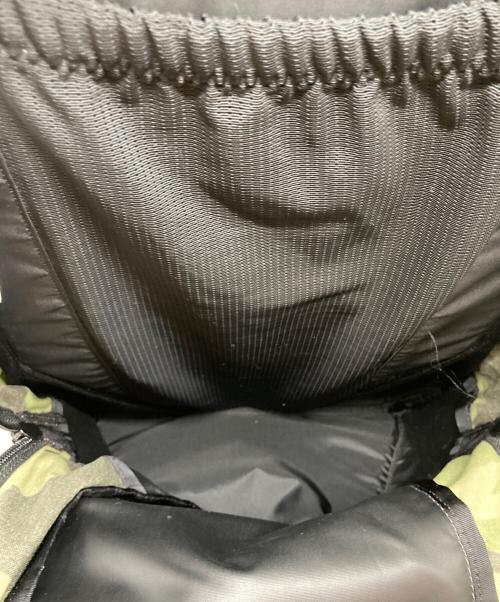 ARC'TERYX（アークテリクス）ARC'TERYX (アークテリクス) アロー22ウッドランドカモ ブラック×グリーンの古着・服飾アイテム