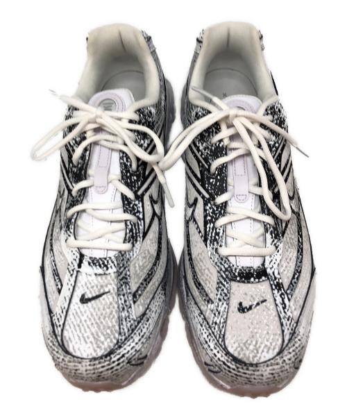 NIKE（ナイキ）NIKE (ナイキ) SHOX RIDE 2 WHITE/MTLC PLATINUM-BLACK-FLT GOLD ホワイト サイズ:SIZE 29.5の古着・服飾アイテム