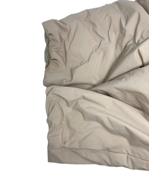 CLANE（クラネ）CLANE (クラネ) BALLOON HOODIE LONG DOWN COAT ベージュの古着・服飾アイテム