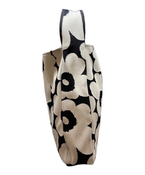 marimekko（マリメッコ）marimekko (マリメッコ) Knitted Bag Large Unikko ホワイトの古着・服飾アイテム