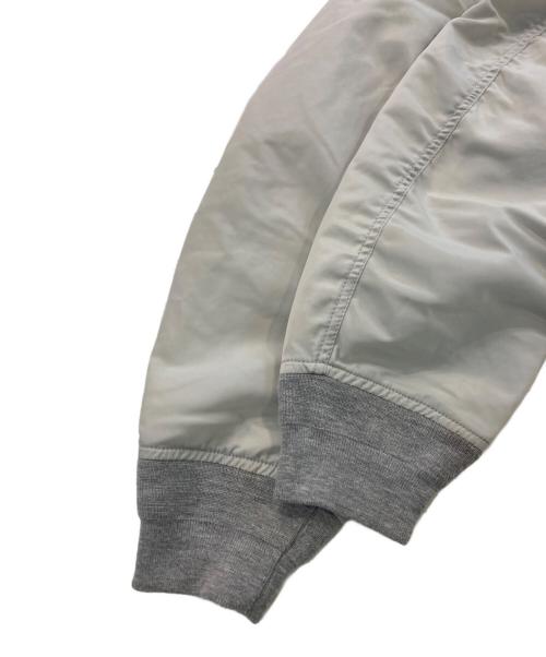 sacai（サカイ）sacai (サカイ) ナイロンツイルブルゾンMA-1 グレー サイズ:SIZE Sの古着・服飾アイテム