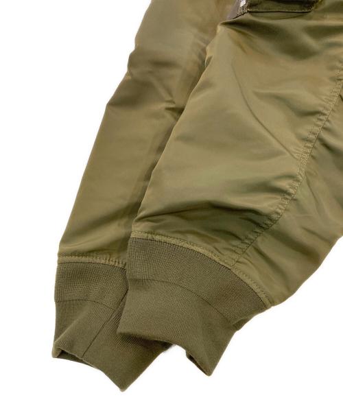 sacai（サカイ）sacai (サカイ) ナイロンツイルドッキングジャケット オリーブ×ブラック サイズ:SIZE 3の古着・服飾アイテム