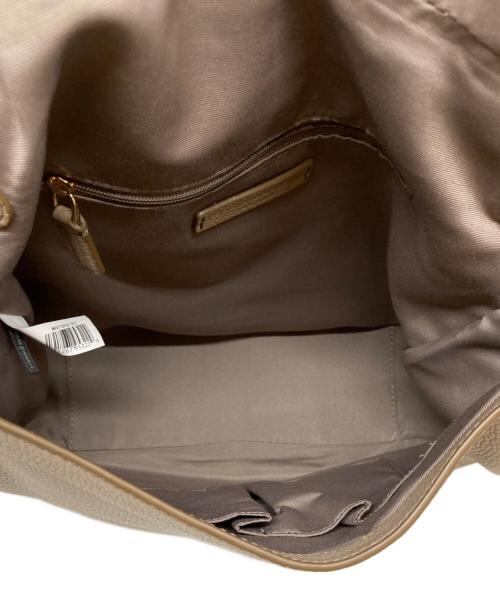 Marc by Marc Jacobs（マークバイマークジェイコブス）Marc by Marc Jacobs (マークバイマークジェイコブス) ショルダーバッグ ベージュの古着・服飾アイテム