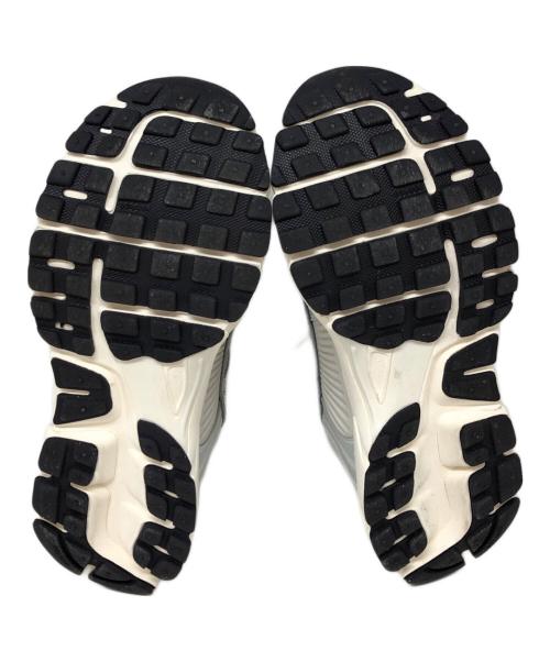 NIKE（ナイキ）NIKE (ナイキ) ズーム ボメロ 5 ホワイト サイズ:SIZE 26.5cmの古着・服飾アイテム