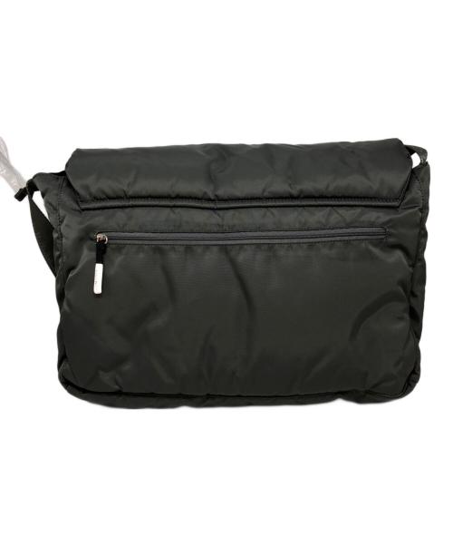 NOMADIS（ノマディス）NOMADIS (ノマディス) クロスボディバッグ オリーブの古着・服飾アイテム