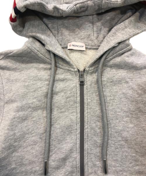 MONCLER（モンクレール）MONCLER (モンクレール) ジップパーカー グレー サイズ:SIZE Sの古着・服飾アイテム