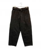 COMOLIコモリ）の古着「デニム ベルテッドパンツ」｜ブラック