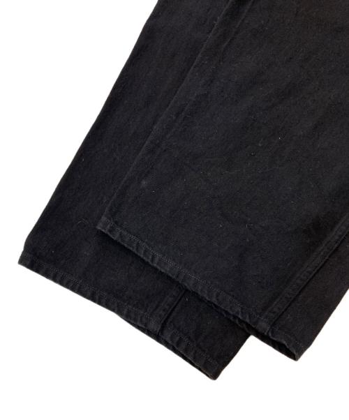 COMOLI（コモリ）COMOLI (コモリ) デニム ベルテッドパンツ ブラック サイズ:SIZE 3の古着・服飾アイテム