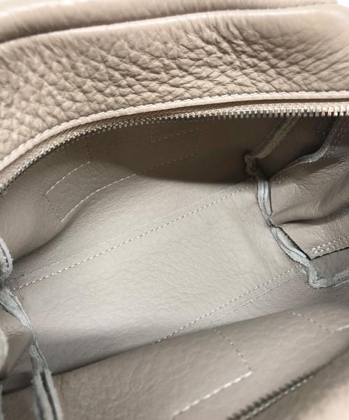 IACUCCI（イアクッチ）IACUCCI (イアクッチ) クーポラALCE/2WAショルダーバッグ ベージュの古着・服飾アイテム