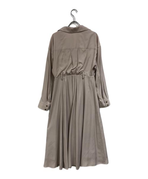 La TOTALITE（ラ ト―タリテ）La TOTALITE (ラ ト―タリテ) カシュクールシャツワンピース ベージュ サイズ:36の古着・服飾アイテム