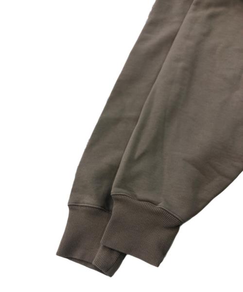 AMI Alexandre Mattiussi（アミアレクサンドルマテュッシ）AMI Alexandre Mattiussi (アミアレクサンドルマテュッシ) ハーフジップスウェット ベージュ サイズ:SIZE XXXLの古着・服飾アイテム