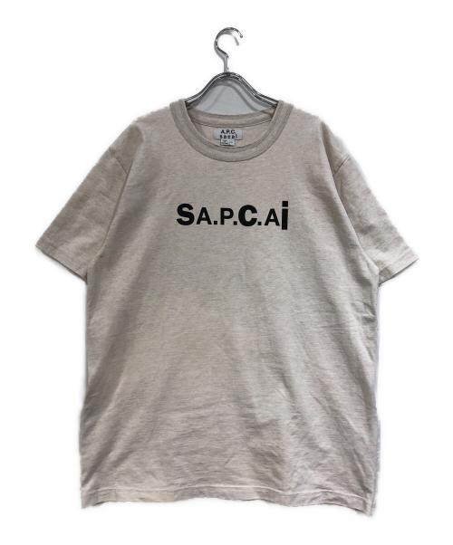 A.P.C.（アーペーセー）A.P.C. (アーペーセー) sacai (サカイ) コラボTシャツ ベージュ サイズ:XLの古着・服飾アイテム