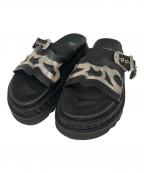 TOGA VIRILISトーガ ビリリース）の古着「メタルデザインサンダル」｜ブラック