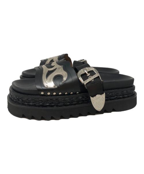 TOGA VIRILIS（トーガ ビリリース）TOGA VIRILIS (トーガ ビリリース) メタルデザインサンダル ブラック サイズ:SIZE 41の古着・服飾アイテム