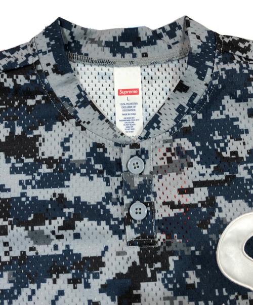 SUPREME（シュプリーム）Supreme (シュプリーム) S Logo Baseball Henley グレー×ネイビー サイズ:SIZE Lの古着・服飾アイテム