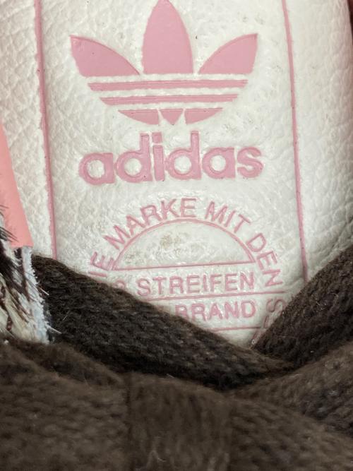 adidas（アディダス）adidas (アディダス) カウプリントスニーカー ブラウン×ベージュ サイズ:SIZE 24.5cmの古着・服飾アイテム