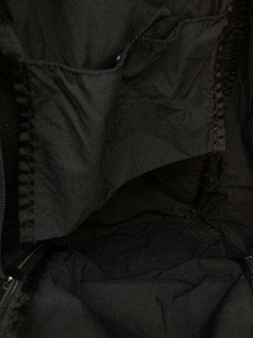 maison kitsune（メゾンキツネ）MAISON KITSUNE (メゾンキツネ) FLASH FOX BACKPACK ブラックの古着・服飾アイテム