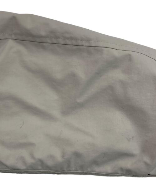 PHENIX（フェニックス）PHENIX (フェニックス) 別注 GORE-TEX フードダウンジャケット ベージュ サイズ:SIZE Lの古着・服飾アイテム