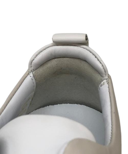 PIERRE HARDY（ピエールアルディ）PIERRE HARDY (ピエールアルディ) スライダースニーカー ホワイト サイズ:SIZE 39の古着・服飾アイテム