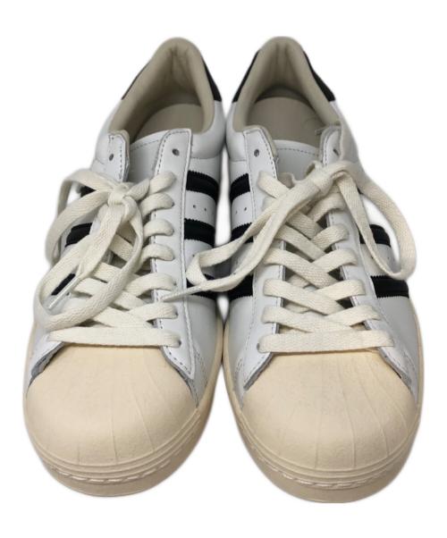 adidas（アディダス）adidas (アディダス) スニーカー ホワイト サイズ:SIZE 27cmの古着・服飾アイテム