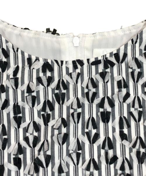 Rene（ルネ）Rene (ルネ) フリンジノースリーブワンピース グレー サイズ:SIZE 36の古着・服飾アイテム